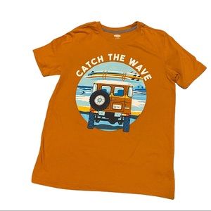 Catch the Wave gender neutral kids Old Navy Tee size 10/12